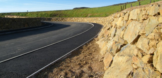 Penlee Quarry entrance - A huge retaining wall using Blue Elvan